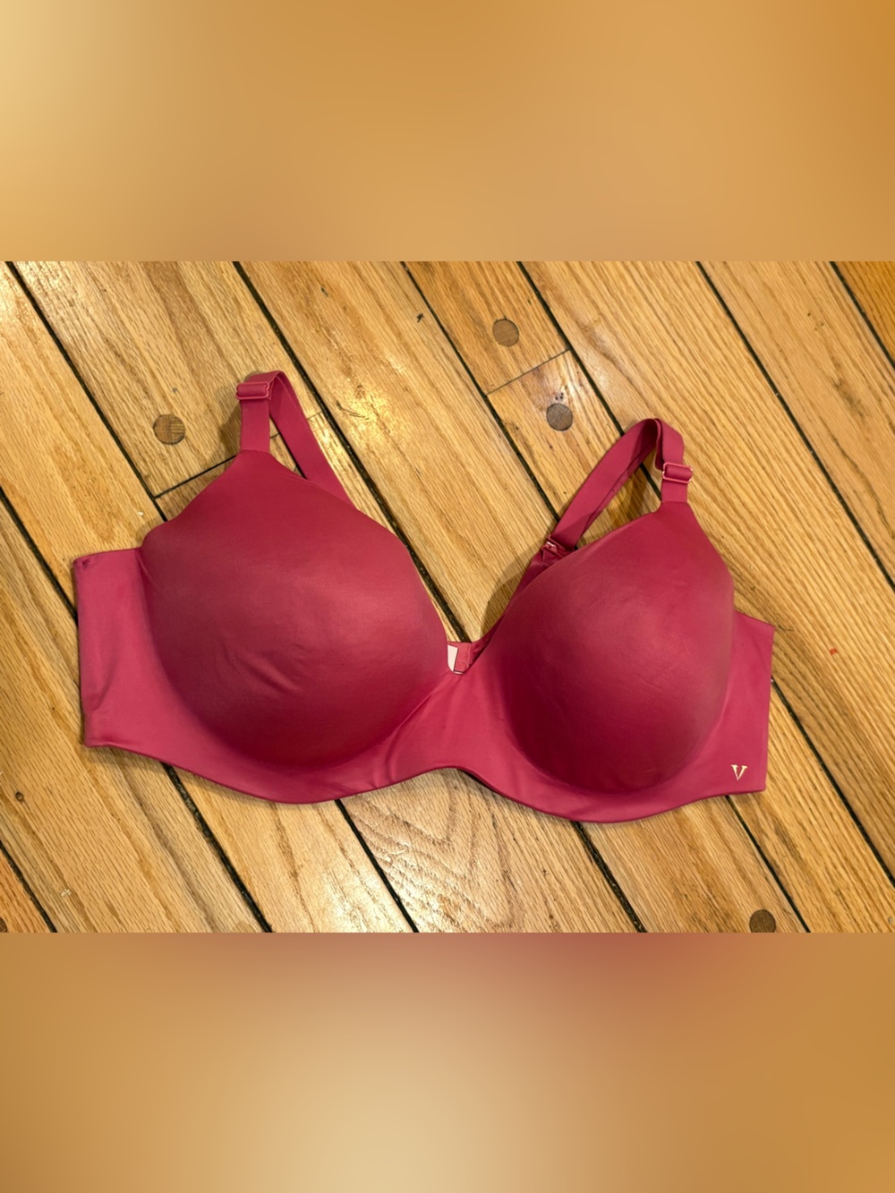 Victoria’s Secret Perfect Shape wireless seamless pink bra 44C
